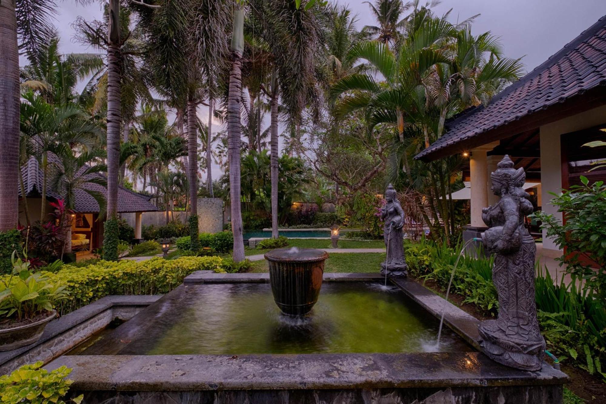 Kutus Kutus Saba Beach Villa Jogjacarta Exterior foto