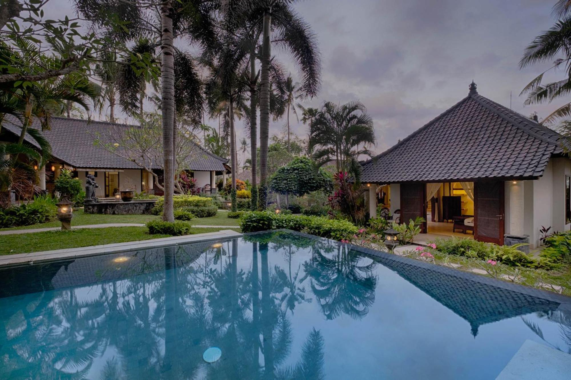 Kutus Kutus Saba Beach Villa Jogjacarta Exterior foto