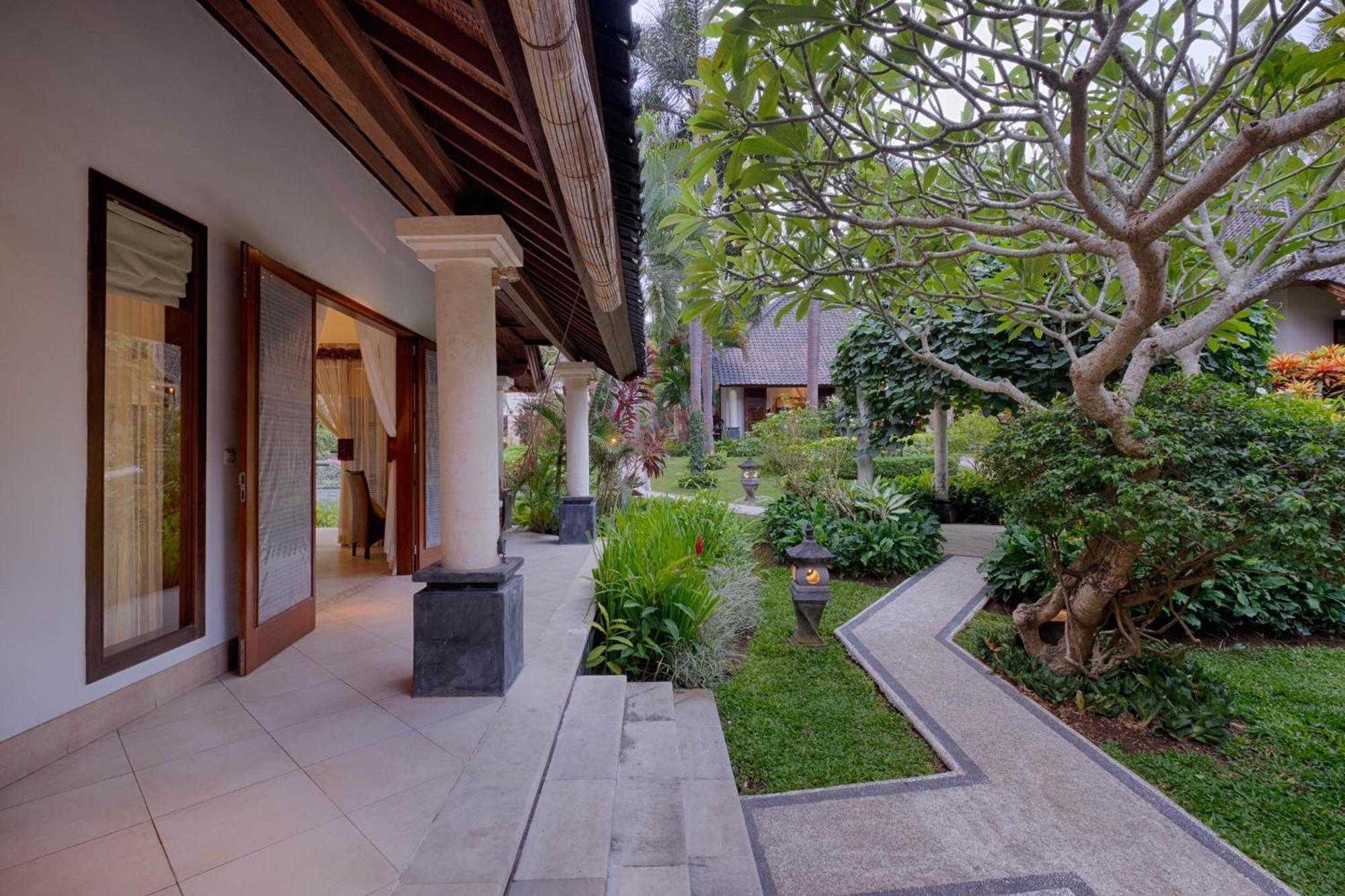 Kutus Kutus Saba Beach Villa Jogjacarta Exterior foto