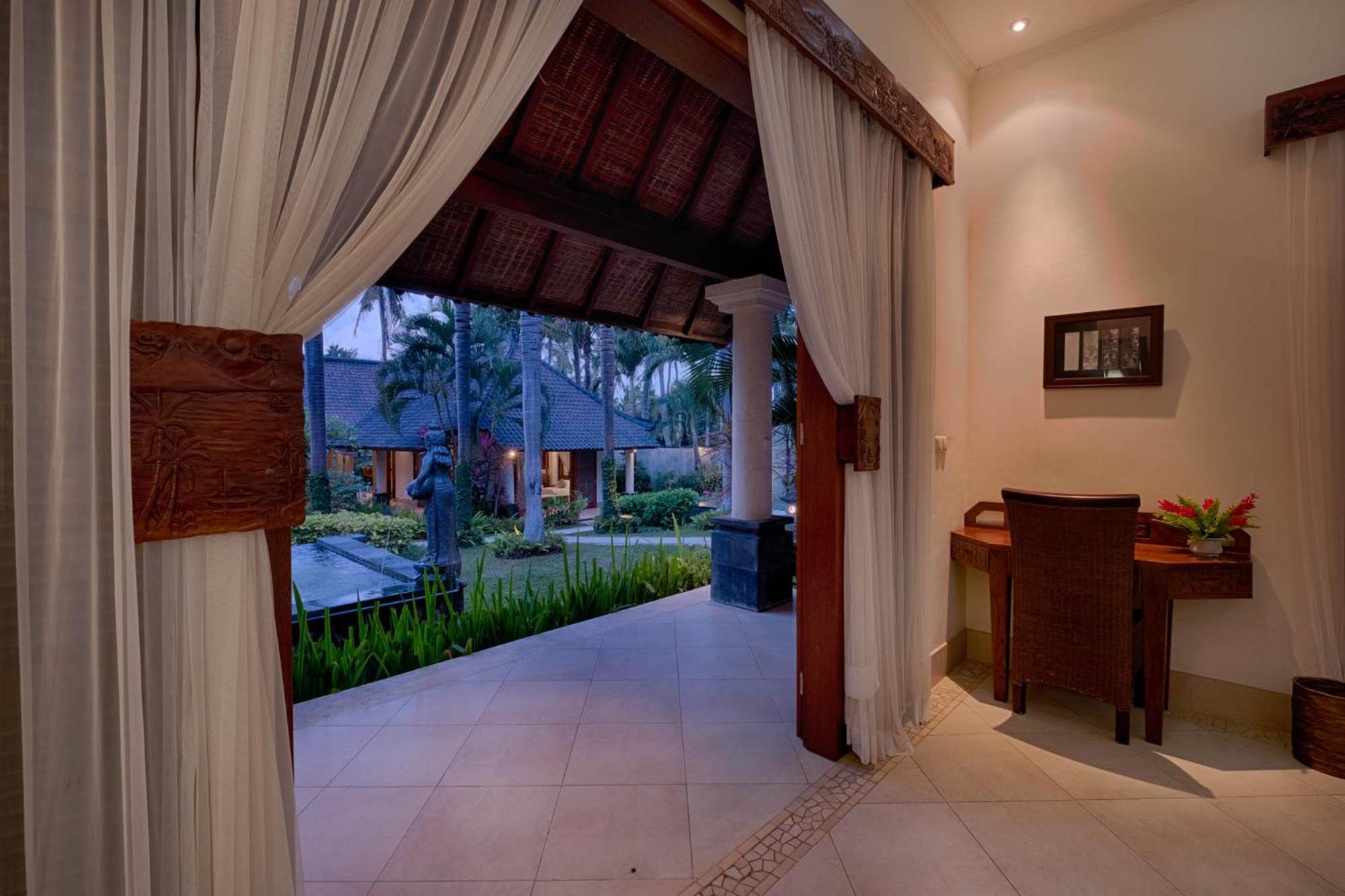 Kutus Kutus Saba Beach Villa Jogjacarta Exterior foto