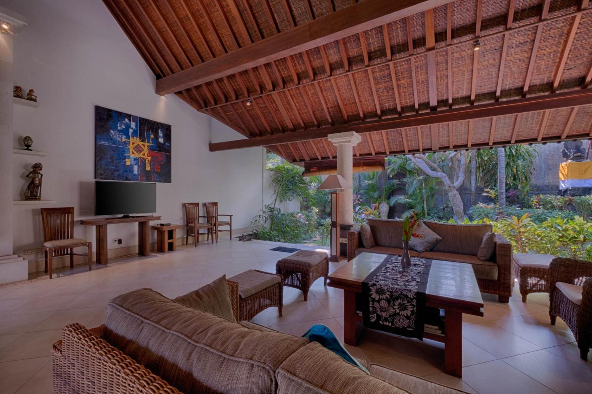 Kutus Kutus Saba Beach Villa Jogjacarta Exterior foto