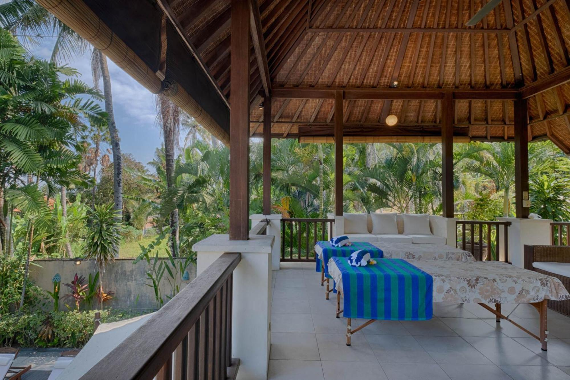 Kutus Kutus Saba Beach Villa Jogjacarta Exterior foto